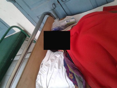 স্ত্রীর স্বীকৃতির দাবীতে বরের বাড়িতে কনের অবস্থান, মেনে না নেওয়ায় আত্মহত্যার চেষ্টা