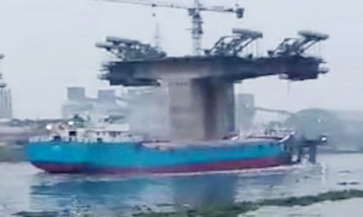 শীতলক্ষ্যায় ধাক্কা দেওয়া সেই জাহাজসহ ১৪ নাবিক আটক