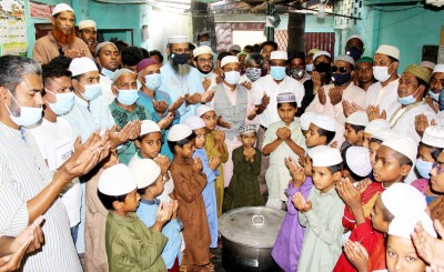 বগুড়ায় খালেদা জিয়ার আশু রোগমুক্তি ও দীর্ঘায়ু কামনায় কোরআন খতম ও দোয়া মাহফিল