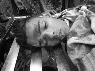 শিবগঞ্জে ভূমিকম্পে প্রাচীর চাঁপায় প্রাণ গেল কিশোরের শিবগঞ্জে ভূমিকম্পে প্রাচীর চাঁপায় প্রাণ গেল কিশোরের