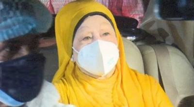 খালেদা জিয়াকে চিকিৎসার জন্য বিদেশে নিতে চায় পরিবার, স্বরাষ্ট্রমন্ত্রীকে ফখরুলের ফোন 