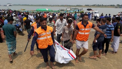 স্পীড বোট মালিক চান্দুর খোঁজ মিলেছে, ঘাটের অরাজকতার অবসান চায় সাধারণ মানুষ স্পীড বোট মালিক চান্দুর খোঁজ মিলেছে, ঘাটের অরাজকতার অবসান চায় সাধারণ মানুষ