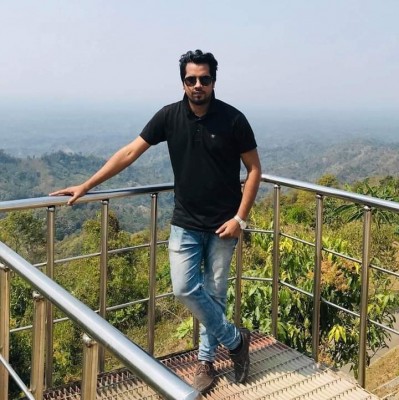শিবচরে নদীর পাড় থেকে যুবকের গলাকাটা লাশ উদ্ধার শিবচরে নদীর পাড় থেকে যুবকের গলাকাটা লাশ উদ্ধার