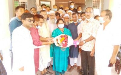 শিবগঞ্জের নবাগত ইউএনওকে উপজেলা আ'লীগ সভাপতির শুভেচ্ছা শিবগঞ্জের নবাগত ইউএনওকে উপজেলা আ'লীগ সভাপতির শুভেচ্ছা