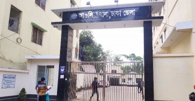 আশুলিয়ায় চলন্ত বাসে তরুণীকে গণধর্ষণ, বাস চালক-হেলপারসহ গ্রেফতার ৬ আশুলিয়ায় চলন্ত বাসে তরুণীকে গণধর্ষণ, বাস চালক-হেলপারসহ গ্রেফতার ৬