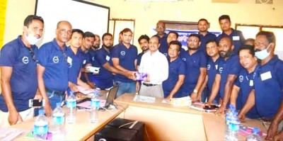 শিবগঞ্জে সাংবাদিকদের বুনিয়াদি প্রশিক্ষণ অনুষ্ঠিত শিবগঞ্জে সাংবাদিকদের বুনিয়াদি প্রশিক্ষণ অনুষ্ঠিত