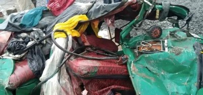 মহাস্থান সড়কে ঝড়ল একই পরিবারের ৩ প্রাণ মহাস্থান সড়কে ঝড়ল একই পরিবারের ৩ প্রাণ
