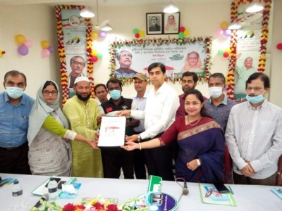 শ্রীনগরে দ্বিতীয় পর্যায়ে জমি ও গৃহ প্রদান কার্যক্রমের উদ্বোধন শ্রীনগরে দ্বিতীয় পর্যায়ে জমি ও গৃহ প্রদান কার্যক্রমের উদ্বোধন