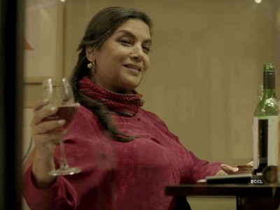 অনলাইনে মদ অর্ডার করে প্রতারণার শিকার অভিনেত্রী শাবানা আজমি!