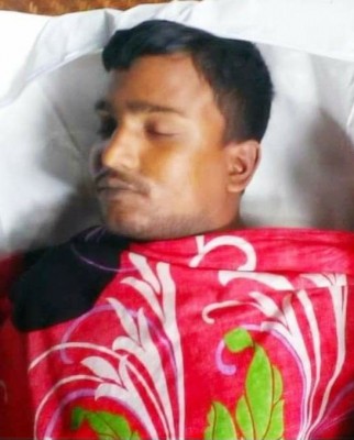 শিবগঞ্জে মদ্দপানে যুবকের মৃত্যু শিবগঞ্জে মদ্দপানে যুবকের মৃত্যু