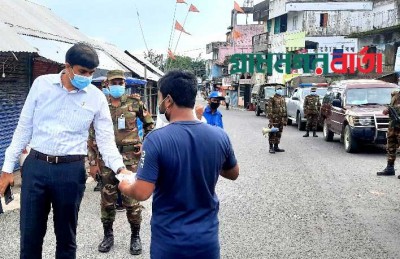 শ্রীনগরে লকডাউনের তৃতীয় দিনে ৩২ টি মামলা শ্রীনগরে লকডাউনের তৃতীয় দিনে ৩২ টি মামলা