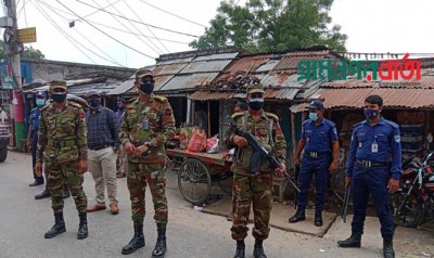 মেহেরপুরে প্রশাসন কঠোর অবস্থানে, শহরে ফাঁকা-অলিগলিতে জটলা মেহেরপুরে প্রশাসন কঠোর অবস্থানে, শহরে ফাঁকা-অলিগলিতে জটলা