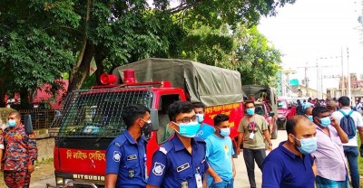 টাঙ্গাইল জেনারেল হাসপাতালের করোনা ইউনিটের আইসিইউতে আগুন টাঙ্গাইল জেনারেল হাসপাতালের করোনা ইউনিটের আইসিইউতে আগুন