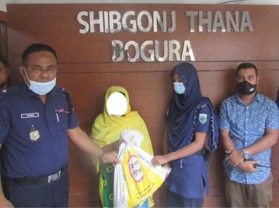 শিবগঞ্জে করোনায় জীবিকা হারানো নারীর পাশে পুলিশ