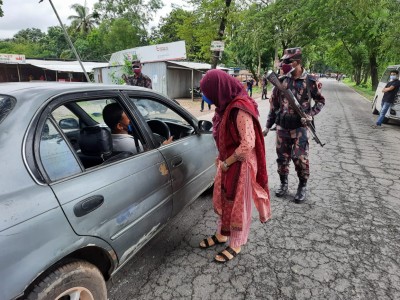 মাদারীপুরে মোবাইল কোর্টের মাধ্যমে ৩০ জনকে ৪৭,৮০০ জরিমানা আদায়