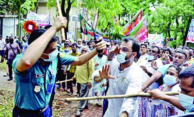 চন্দ্রিমা উদ্যানে সংঘর্ষ: মেট্রোরেল কর্তৃপক্ষ দুইটি-পুলিশের একটি মামলা