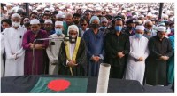 মা-বাবার কবরের পাশে সমাহিত হলেন মওদুদ আহমদ মা-বাবার কবরের পাশে সমাহিত হলেন মওদুদ আহমদ