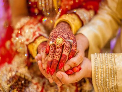 পারিবারিক বিয়েতে হ্যাঁ বলার আগে যে ৪টি বিষয় মাথায় রাখা জরুরি পারিবারিক বিয়েতে হ্যাঁ বলার আগে যে ৪টি বিষয় মাথায় রাখা জরুরি