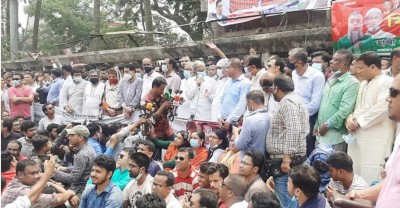 আসুন, দানব সরকারকে সরিয়ে জনগণের সরকার প্রতিষ্ঠা করি: ফখরুল আসুন, দানব সরকারকে সরিয়ে জনগণের সরকার প্রতিষ্ঠা করি: ফখরুল