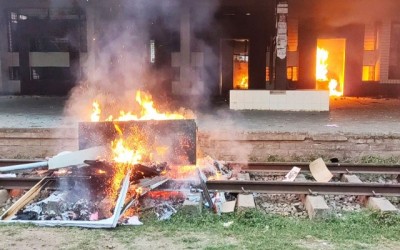 ব্রাহ্মণবাড়িয়ায় হেফাজতের তাণ্ডব: ৭ মামলায় আসামি সাড়ে ৮ হাজার ব্রাহ্মণবাড়িয়ায় হেফাজতের তাণ্ডব: ৭ মামলায় আসামি সাড়ে ৮ হাজার