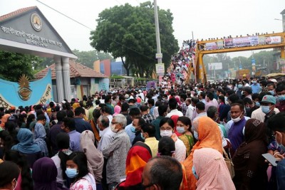একদিনে সর্বোচ্চ শনাক্তের রেকর্ড ৬৮৩০, আরও ৫০ জনের মৃত্যু একদিনে সর্বোচ্চ শনাক্তের রেকর্ড ৬৮৩০, আরও ৫০ জনের মৃত্যু
