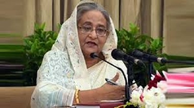 মানুষের জীবন আগে বাঁচাতে হবে: প্রধানমন্ত্রী মানুষের জীবন আগে বাঁচাতে হবে: প্রধানমন্ত্রী