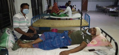 সিরাজদিখানে প্রতিপক্ষের হামলায় হাসপাতালে কাতরাচ্ছে সজীব দাস, মামলা নিচ্ছে না পুলিশ সিরাজদিখানে প্রতিপক্ষের হামলায় হাসপাতালে কাতরাচ্ছে সজীব দাস, মামলা নিচ্ছে না পুলিশ