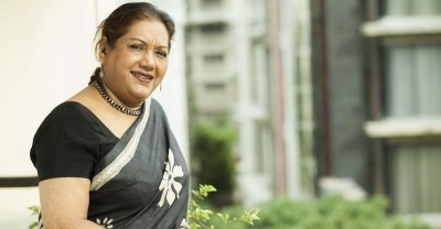 বনানী কবরস্থানে কবরীর দাফন সম্পন্ন বনানী কবরস্থানে কবরীর দাফন সম্পন্ন