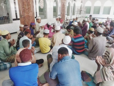 বগুড়ার সোনাতলায় ছাত্রদলের উদ্যোগে খালেদা জিয়ার করোনা মুক্তির জন্য বিশেষ দোয়া বগুড়ার সোনাতলায় ছাত্রদলের উদ্যোগে খালেদা জিয়ার করোনা মুক্তির জন্য বিশেষ দোয়া