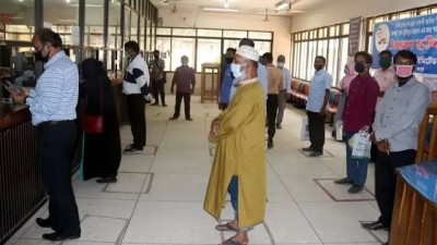 আগামী ৭ দিনও ব্যাংকের লেনদেন চলবে বেলা একটা পর্যন্ত আগামী ৭ দিনও ব্যাংকের লেনদেন চলবে বেলা একটা পর্যন্ত