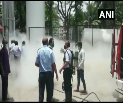 ভারতে হাসপাতালের অক্সিজেন ট্যাংকে ছিদ্র, ২২ রোগীর মৃত্যু ভারতে হাসপাতালের অক্সিজেন ট্যাংকে ছিদ্র, ২২ রোগীর মৃত্যু