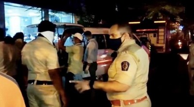 ভারতের মহারাষ্ট্রে হাসপাতালে আগুন, প্রাণ হারাল ১৩ করোনা রোগী ভারতের মহারাষ্ট্রে হাসপাতালে আগুন, প্রাণ হারাল ১৩ করোনা রোগী