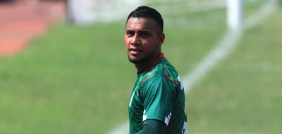 ডেনমার্কের পাসপোর্টে আটকে গেলেন জামাল ভূঁইয়া ডেনমার্কের পাসপোর্টে আটকে গেলেন জামাল ভূঁইয়া