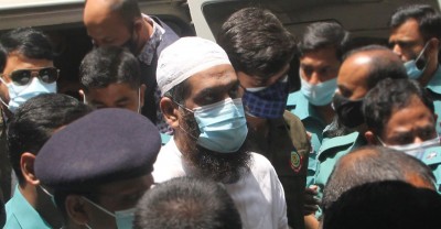 দুই মামলায় ৭ দিনের রিমান্ডে মামুনুল হক দুই মামলায় ৭ দিনের রিমান্ডে মামুনুল হক