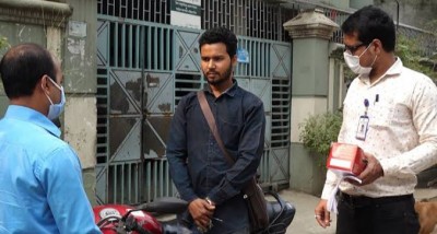 মাস্ক না পরলে ‘বেতের বাড়ি’ আইনের প্রস্তাব মাস্ক না পরলে ‘বেতের বাড়ি’ আইনের প্রস্তাব