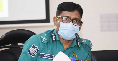 মাস্ক অবশ্যই পরতে হবে: ডিএমপি কমিশনার মাস্ক অবশ্যই পরতে হবে: ডিএমপি কমিশনার