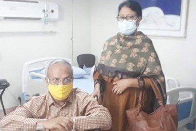 রিজভীর স্ত্রীও অসুস্থ, হাসপাতালে ভর্তি রিজভীর স্ত্রীও অসুস্থ, হাসপাতালে ভর্তি
