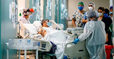 করোনা রোগীর খোঁজ নিতে ফোন করলে যে কথাগুলো না বলাই ভাল করোনা রোগীর খোঁজ নিতে ফোন করলে যে কথাগুলো না বলাই ভাল