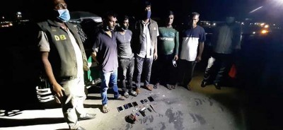 ঢাকায় পুলিশের সঙ্গে ‘গোলাগুলিতে’ দুই ছিনতাইকারী নিহত, আটক ২
