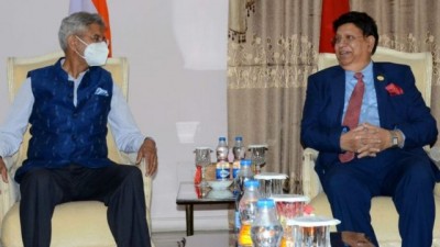 বাংলাদেশকে শীঘ্রই টিকা দিতে ভারতের পররাষ্ট্রমন্ত্রীকে অনুরোধ বাংলাদেশকে শীঘ্রই টিকা দিতে ভারতের পররাষ্ট্রমন্ত্রীকে অনুরোধ