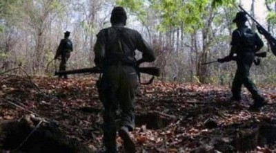 মহারাষ্ট্রে পুলিশের সঙ্গে বন্দুকযুদ্ধে ১৩ মাওবাদি নিহত মহারাষ্ট্রে পুলিশের সঙ্গে বন্দুকযুদ্ধে ১৩ মাওবাদি নিহত