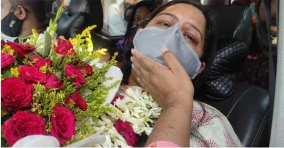 কারামুক্ত সাংবাদিক রোজিনা ইসলাম কারামুক্ত সাংবাদিক রোজিনা ইসলাম