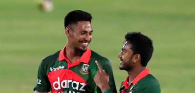 মিরাজ এখন বিশ্বের ২ নম্বর বোলার, মোস্তাফিজ নয়ে মিরাজ এখন বিশ্বের ২ নম্বর বোলার, মোস্তাফিজ নয়ে