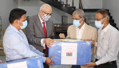 ফিলিস্তিনিদের জরুরি ওষুধ ও চিকিৎসাসামগ্রী উপহার দিল বিএনপি ফিলিস্তিনিদের জরুরি ওষুধ ও চিকিৎসাসামগ্রী উপহার দিল বিএনপি