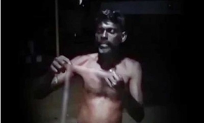 করোনা থেকে ‘বাঁচতে’ চিবিয়ে খেলেন সাপের মাংস, তারপর...