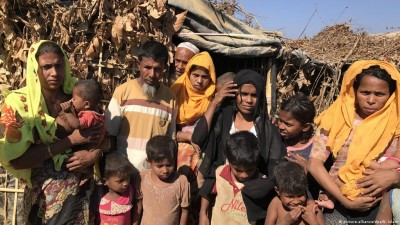 ক্ষমতায় গেলে রোহিঙ্গাদের নাগরিকত্ব দেবে 'মিয়ানমার ঐক্য সরকার' ক্ষমতায় গেলে রোহিঙ্গাদের নাগরিকত্ব দেবে 'মিয়ানমার ঐক্য সরকার'