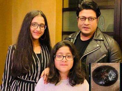 মেয়েদের কাছে জীবনের সেরা উপহার পেয়ে আবেগাপ্লুত ফেরদৌস মেয়েদের কাছে জীবনের সেরা উপহার পেয়ে আবেগাপ্লুত ফেরদৌস