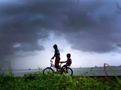 একটা বর্ষার প্রতীক্ষা একটা বর্ষার প্রতীক্ষা