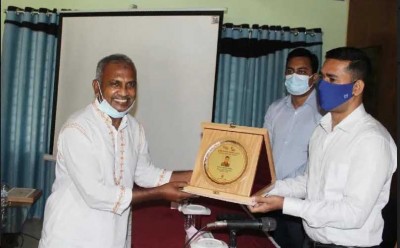 মুন্সীগঞ্জ জেলার শ্রেষ্ঠ ইউপি চেয়ারম্যান শেখ আব্দুল করিম
