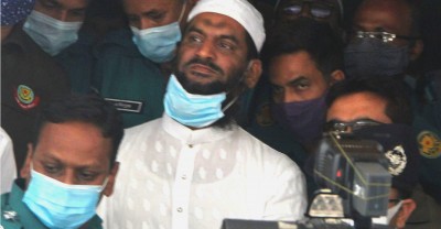 ২০ কোটি টাকার সম্পদ আত্মসাতের অভিযোগে মামুনুলসহ ৪৩ জনের বিরুদ্ধে মামলা ২০ কোটি টাকার সম্পদ আত্মসাতের অভিযোগে মামুনুলসহ ৪৩ জনের বিরুদ্ধে মামলা